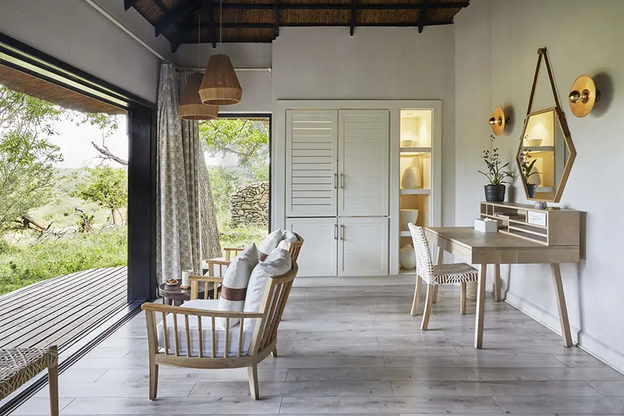lion_sands_river_lodge_luxury_room-11