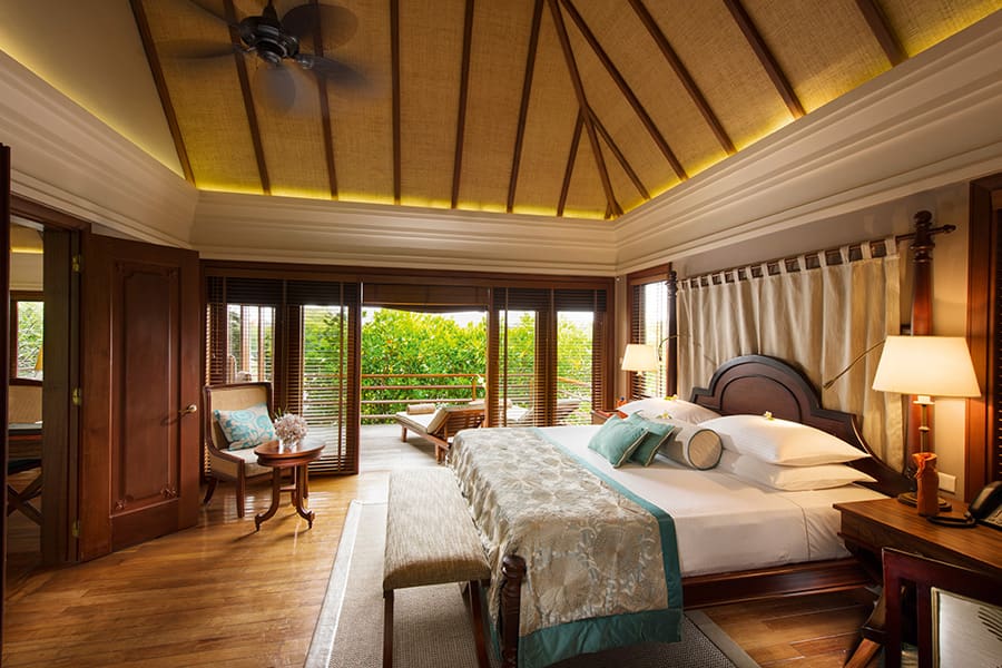 Interior de la villa sobre pilotes.