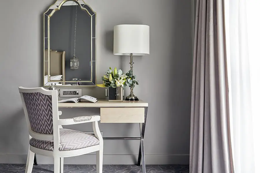 queen_victoria_hotel_deluxe_room_21