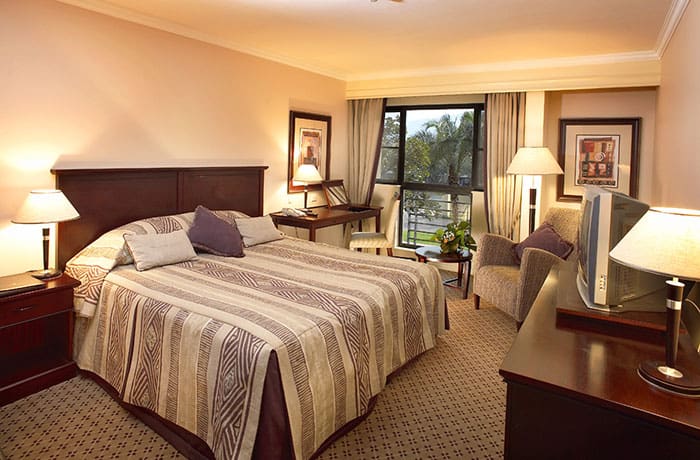 Kigali-Serena-habitación