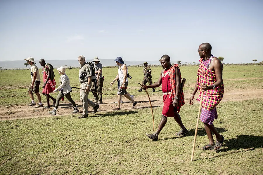 Caminata con guías masai cualificados.