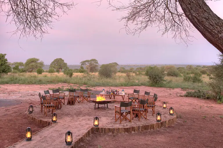 Open air-dining.