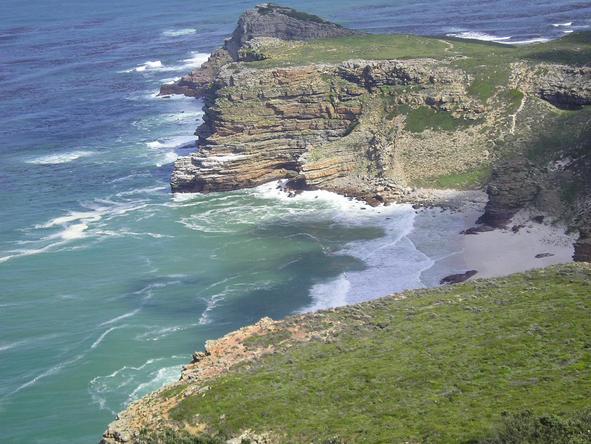 'Secret' Diaz Beach is situated in the heart of Cape Point Nature Reserve and offers amazing scenery.