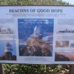 Aprenda todo sobre la importancia histórica de Cape Point con la ayuda de numerosos paneles informativos.