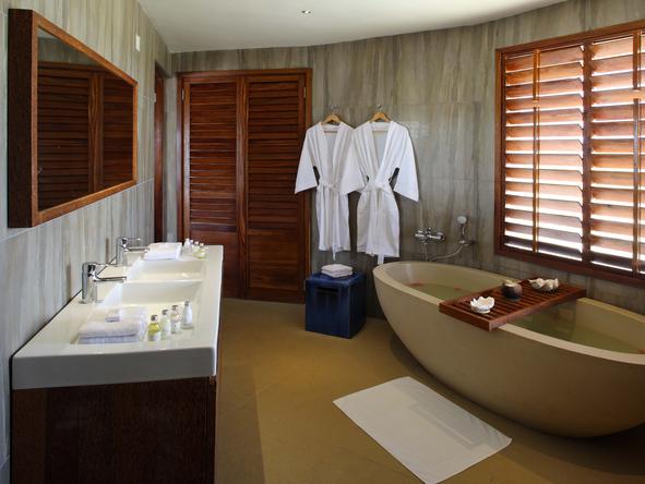 Take a relaxing foam bath in the luxury bathroom.
