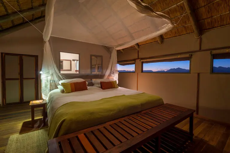 KulalaDesertLodge-UpperLevelBedroom-LuxuryRoom