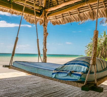 Disfrute de una siesta en la playa.