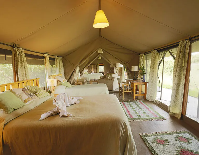 porini-lion-camp-tent-interior
