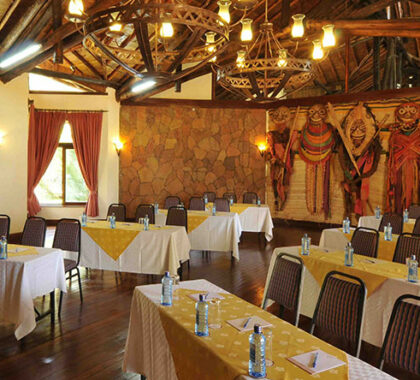Ol Tukai has a fully equipped business centre with conference facilities.