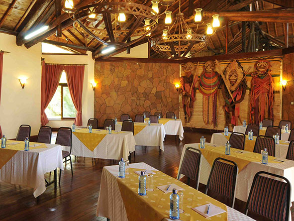 Ol Tukai has a fully equipped business centre with conference facilities.