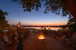 jao-reserve-accommodation-pelo-camp-main-areas-4