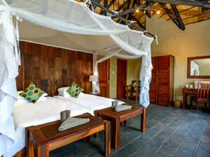 The comfortable Standard Chalets are equipped with mosquito nets, air conditioning and electronic safes.