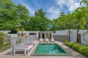 Take a refreshing dip in the spa's plunge pool, or simply chill out in the relaxation area.