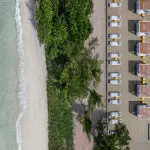 Desfrutará de um acesso excecionalmente fácil à praia a partir da estância.