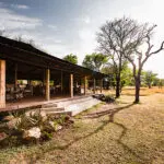 Serian's Serengeti Lamai's inviting main lodge area.