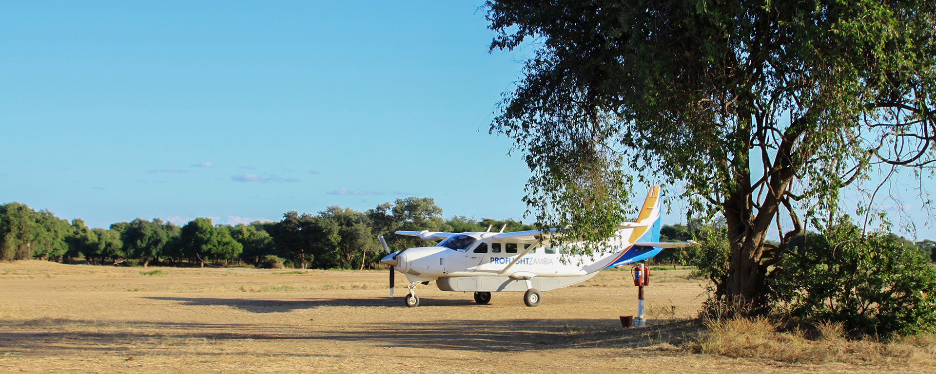 airstrip-things-to-see-do-lower-zambezi