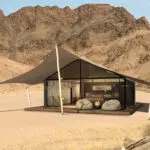 El Hoanib Valley Camp es un campamento ecológico que ofrece alojamiento en 6 tiendas de lujo.