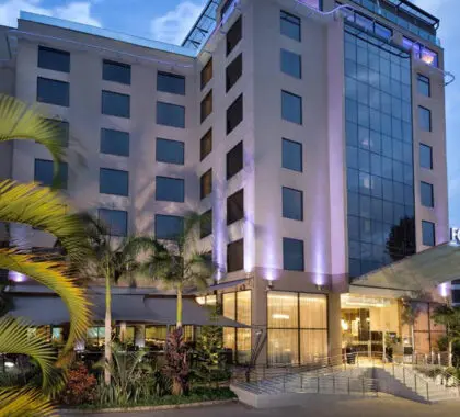 Pasará la primera noche en el Four Points Sheraton de Nairobi. 