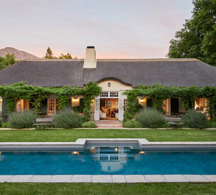 La Cle offer luxurious vacation villas at the heart of the Cape's food-and-wine experience.