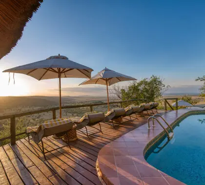 Piscina Mbali Mbali Soroi Serengeti.
