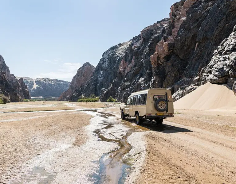 Hoarusib River excursions.
