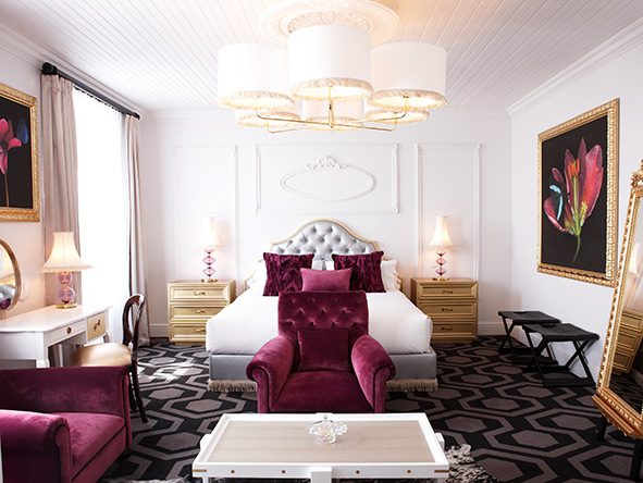 Expect elegant suites decorated with boldly coloured furniture and unique art adorning the walls.