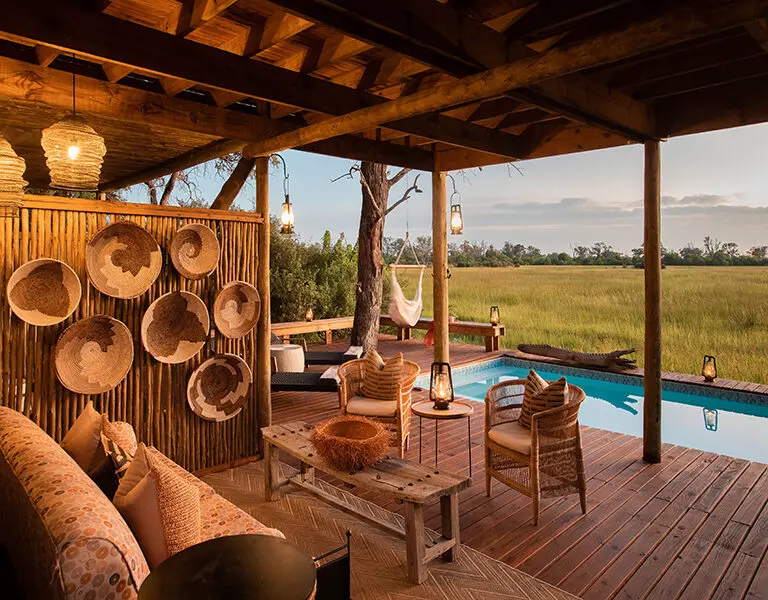 The pool lounge.