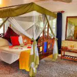 Cuando no esté tomando el sol, podrá retirarse a la comodidad de la isla.