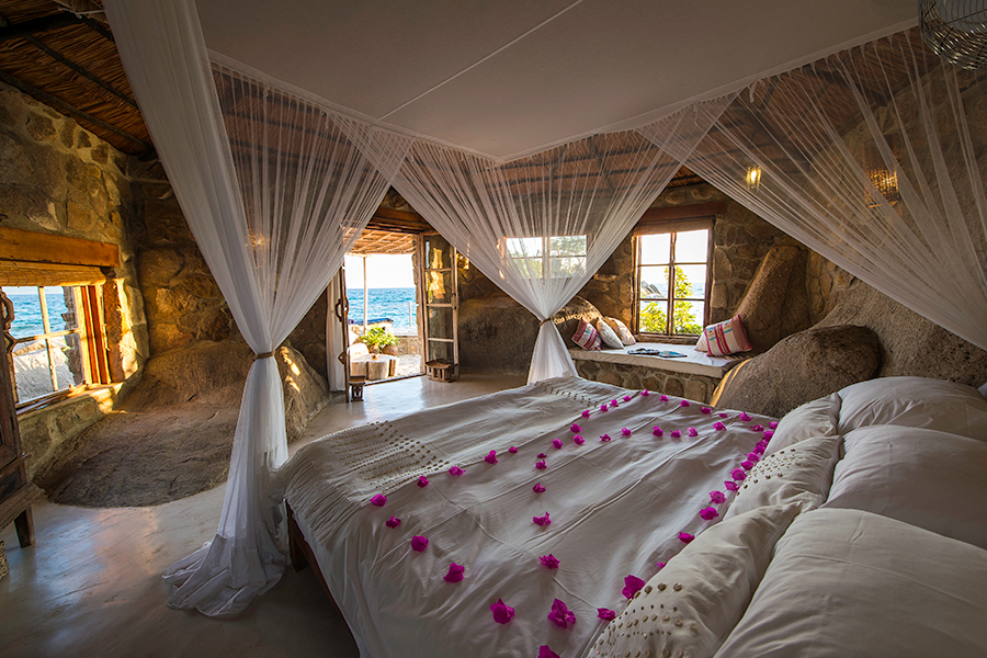 Luxurious bedrooms at Kaya Mawa Lodge.