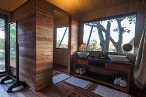 VerneysCamp-Interior-Baño