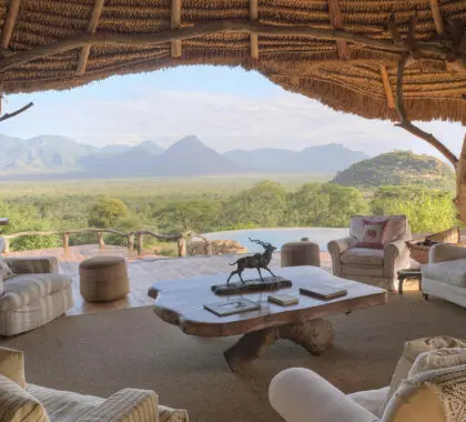 sarara-camp-loung-banner