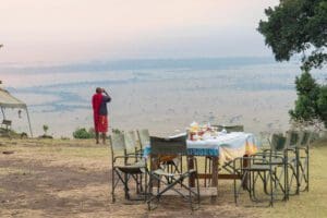 Soit Ololol Escarpment is a escarpment, located in Rift Valley, Kenya. 