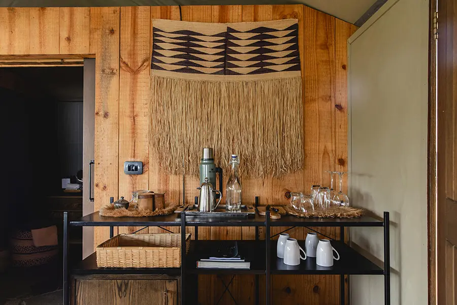 wilderness-magashi-camp-akagera-rwanda-suite-interior-1