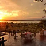 Cena en un lodge de Chobe. 