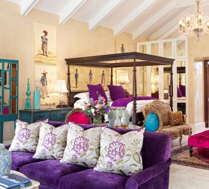 Luxurious accommodation in the Cape Winelands. 