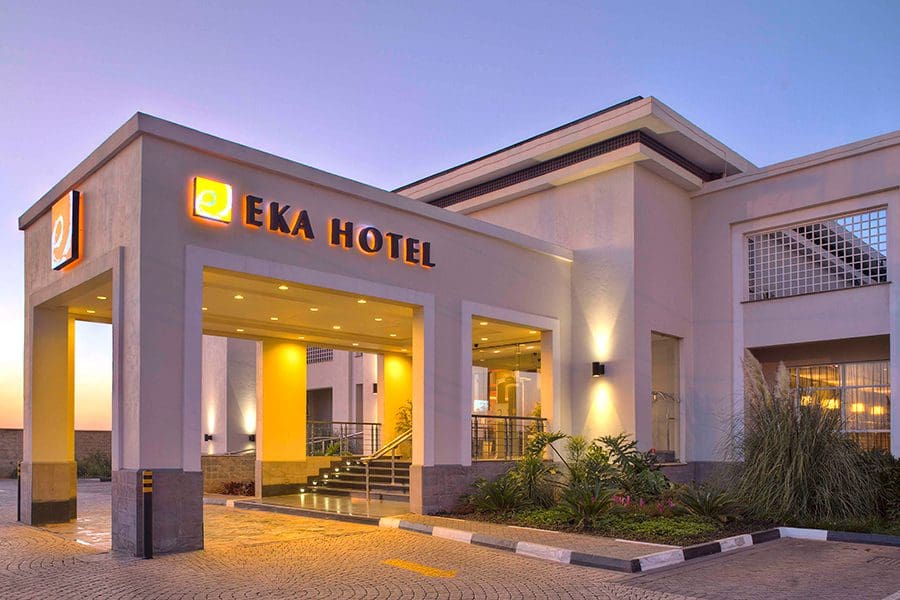 Eka-Hotel__front_entrance1