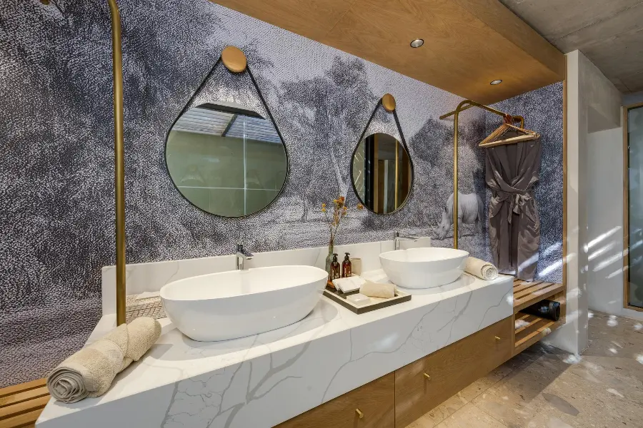 Luxurious bathrooms | RockFig Safari Lodge
