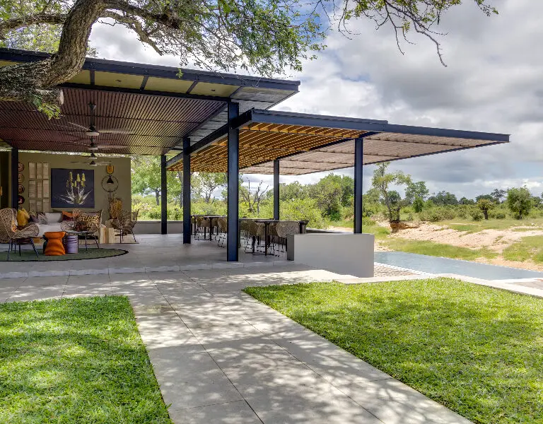 A comfortable outside area to admire the surroundings | RockFig Safari Lodge