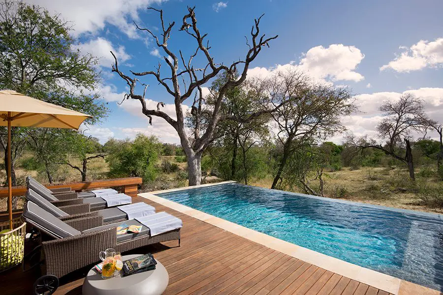 Piscina en Rockfig Lodge.