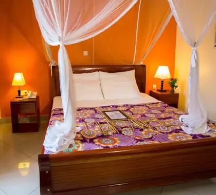 Villa Queen rooms feature air-conditioning units.