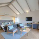 Su suite en Knysna Hollow.