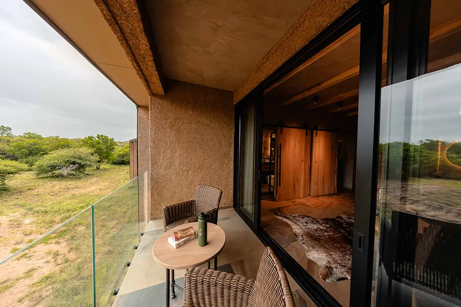 kapama-river-lodge-marula-balcony