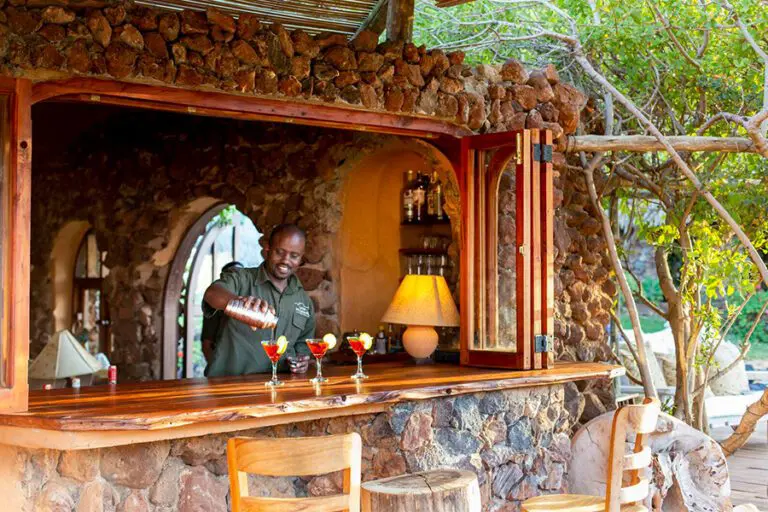 Bar del Lewa Wilderness Lodge