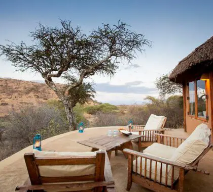 Lewa_Wilderness_Lodge_bedroom-and-deck