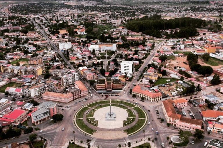 Huambo.