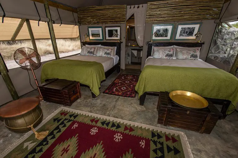 Your tented accommodation at Meno.
