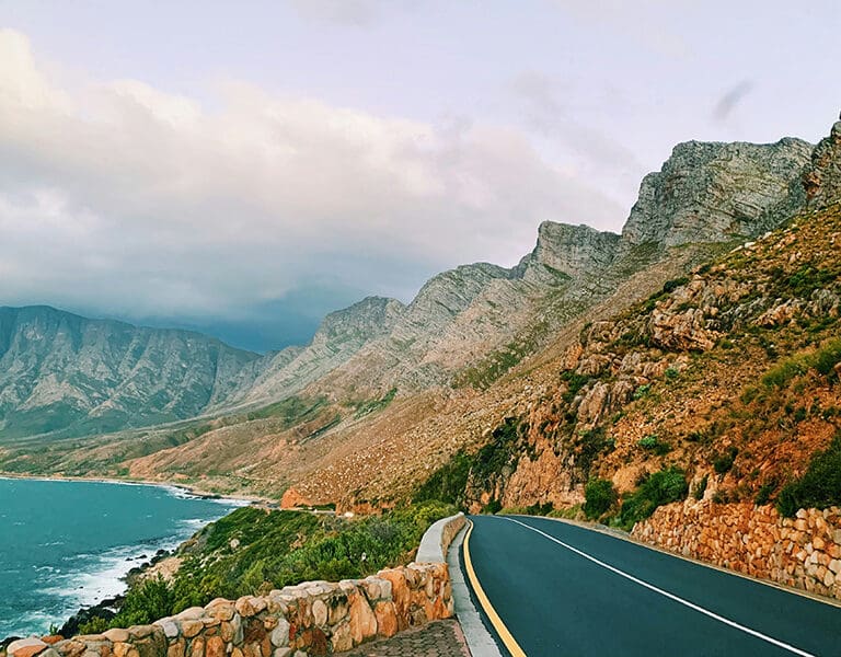 cape-town-chapmans-peak-drive-2-nabeel-laher-6yvc8abspzw-unsplash