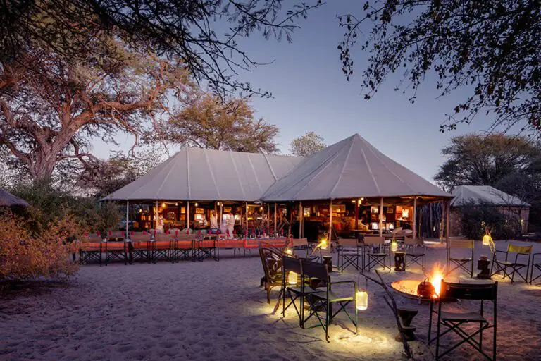 Meno a Kwena main camp.