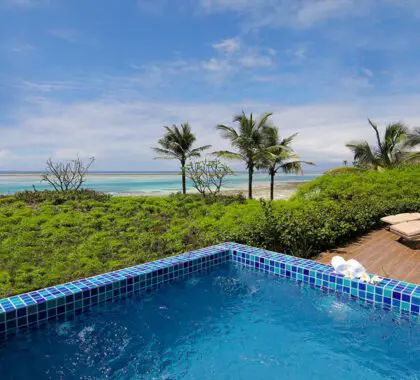 Piscina y vistas 