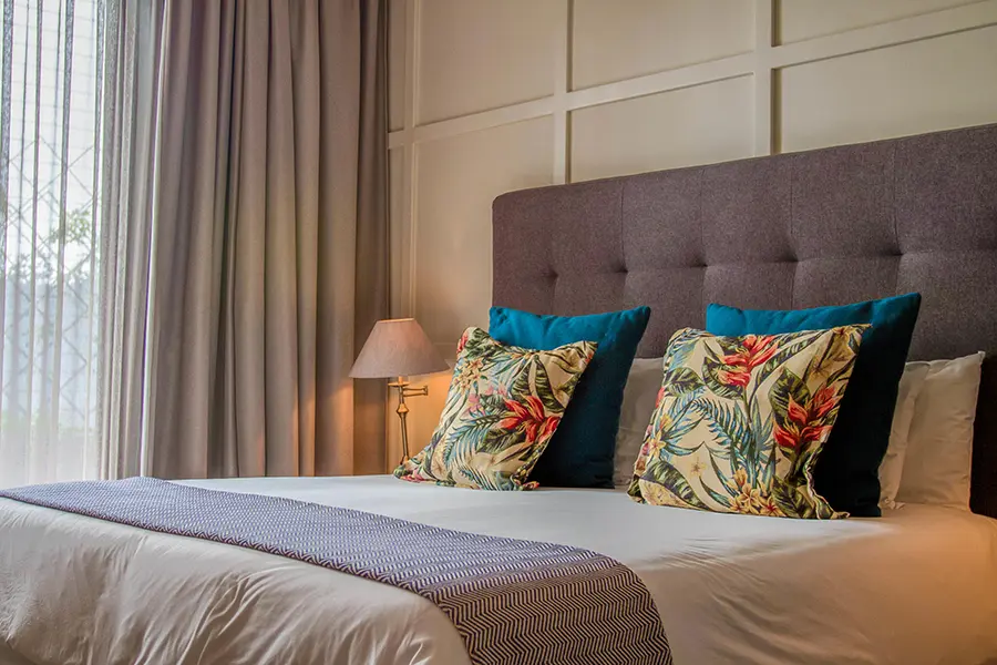 the-weinberg-windhoek-courtyard-fountain-room-3
